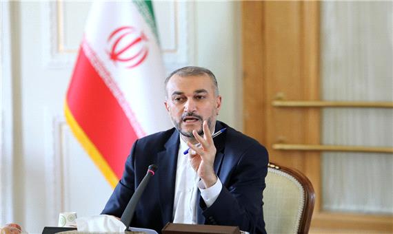 تاکید وزیر امور خارجه بر اهمیت همکاری‌های ایران و قزاقستان