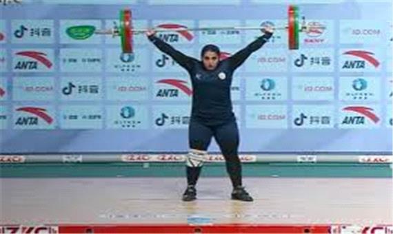 خورشیدی: دختران وزنه‌بردار شانس کسب سهمیه المپیک را دارند