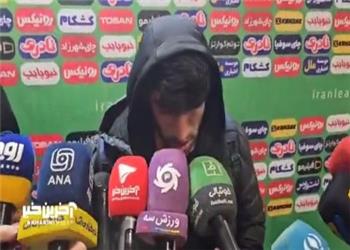 رضا میرزایی بازیکن چادرملو: داور صحنههای 50-50 را به سود حریف سوت میزد