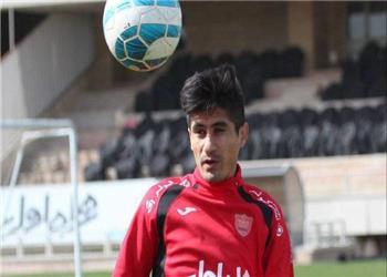 بازیکن پرسپولیس در سوگ پدر