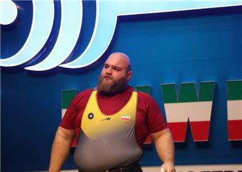 بازگشت رسمی علیرضا یوسفی با قهرمانی در لیگ برتر وزنهبرداری