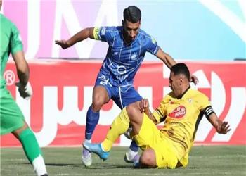 گزارش زنده: استقلال 0 - فجرسپاسی 0