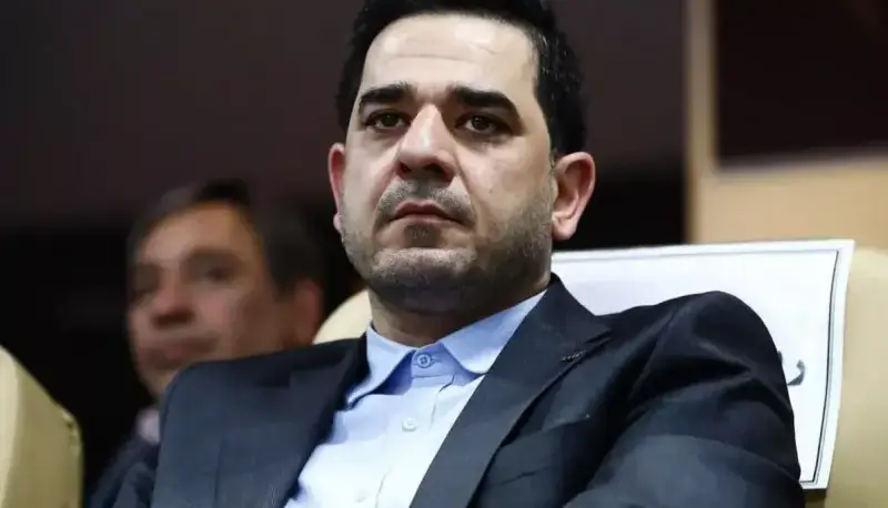 رئیس همراه تیم ملی در بازی سرنوشت‌ساز