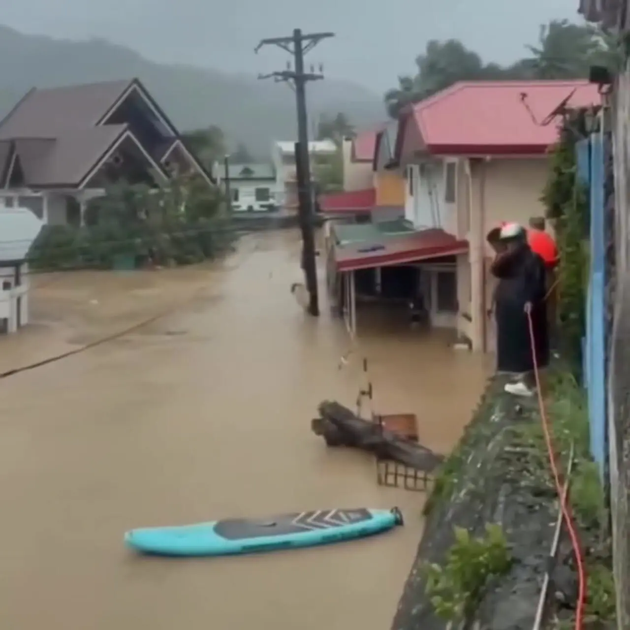 ویدئویی از سیل ویرانگر در فیلیپین