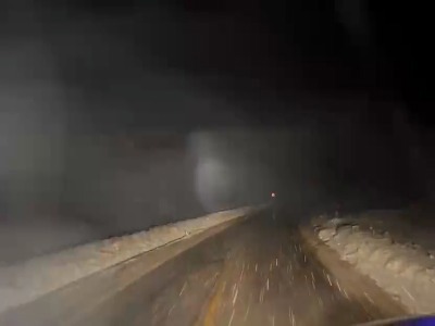 بارش برف در جادهٔ طالقان-هشتگرد