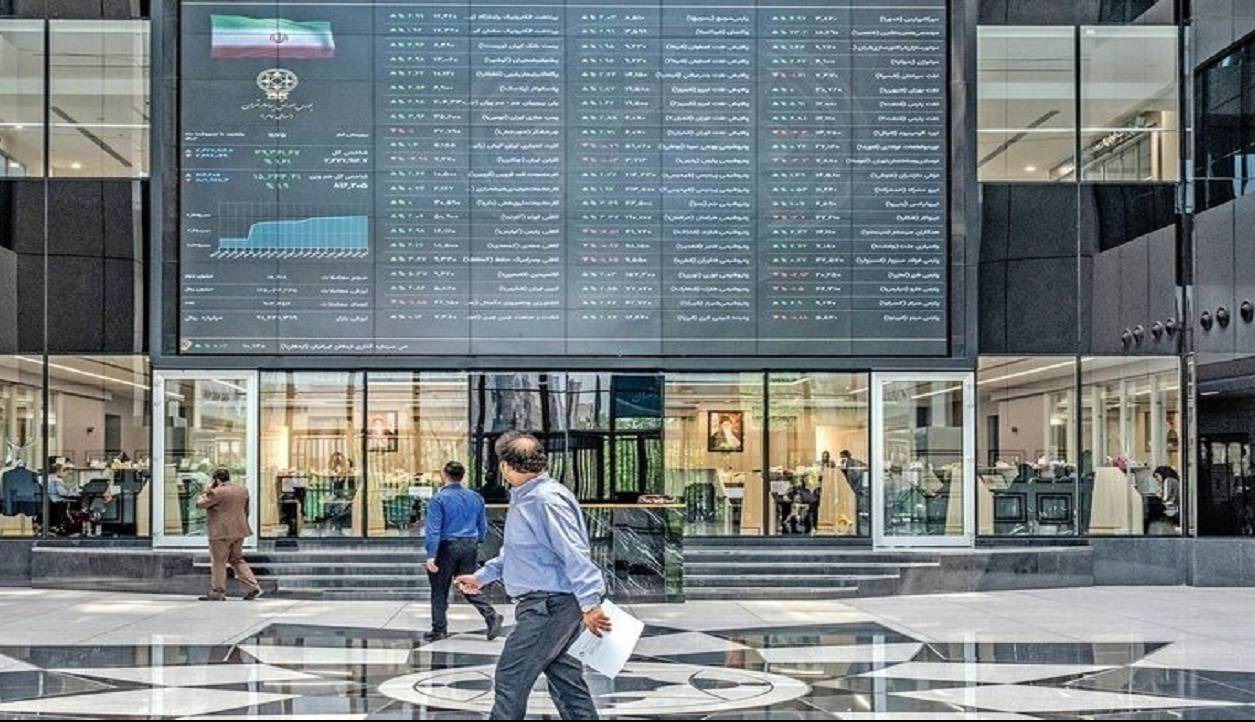 پیش‌‌بینی بورسِ فردا «سه‌شنبه»؛ بازار سهام وارد فاز اصلاحی شد
