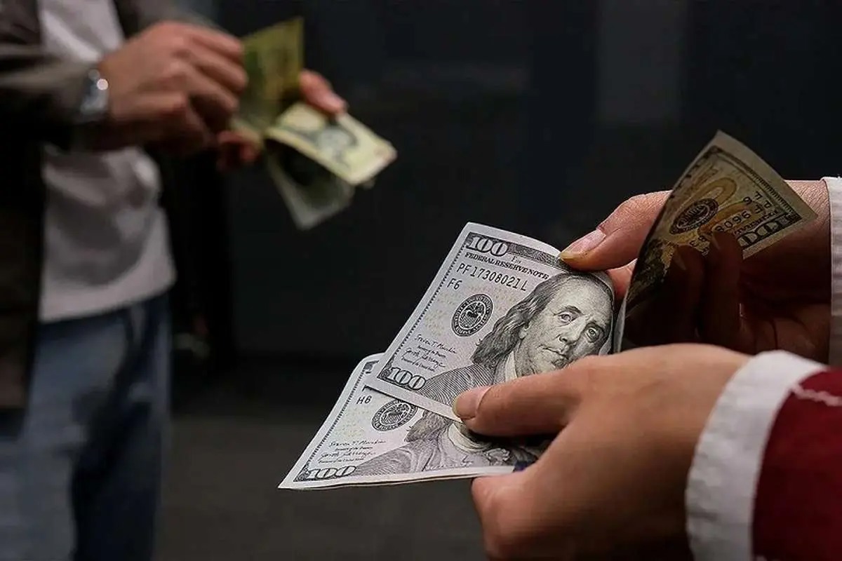 نوسان نرخ دلار در دوره‌های مختلف ریاست بانک مرکزی