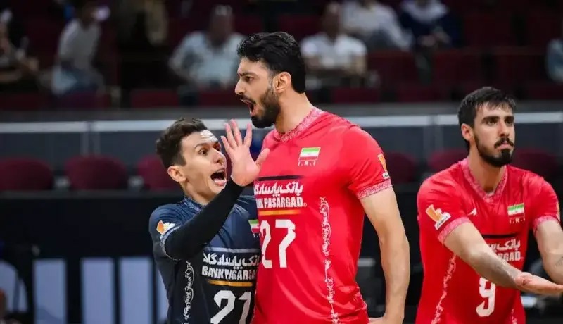 پوستر جالب قهرمان ایران؛ ستاره تیم ملی و پدرش