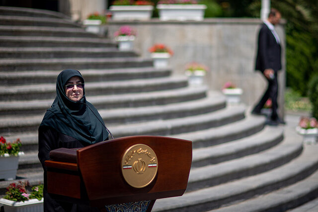 مهاجرانی: مردم در صورت اعتراض به دهک‌بندی، درخواست بررسی مجدد را در سامانه حمایت ثبت کنند