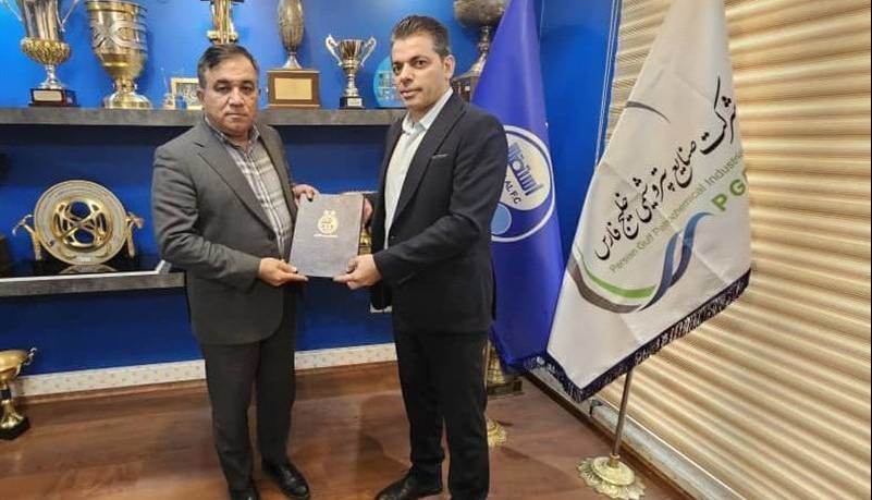 عموزاده: زلف همه تیم‌های استقلال به موفقیت فوتبال گرده خورده است