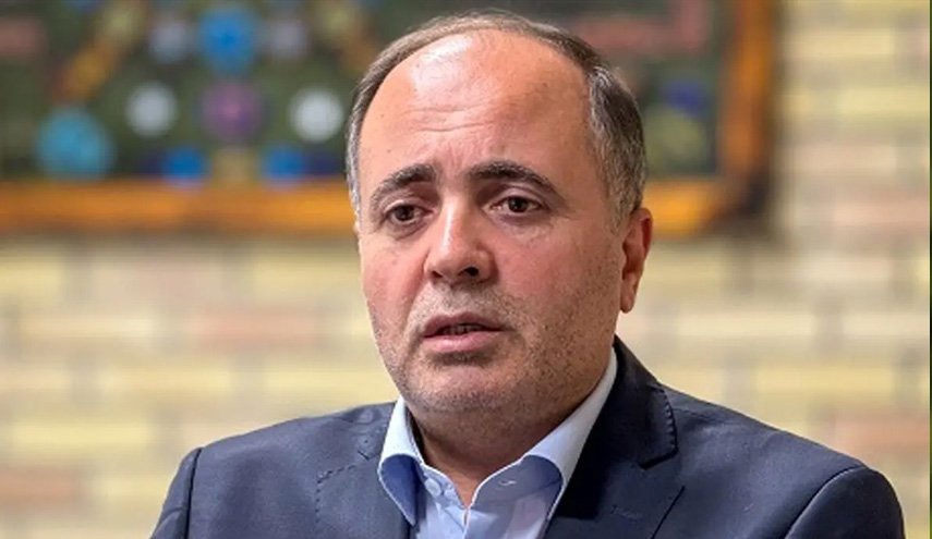 نوری قزلجه: کالاهای اساسی به وفور در دسترس مردم قرار می‌گیرد