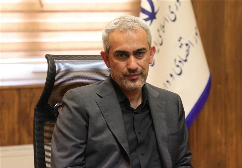 وزیر اقتصاد: ارز ایرانیان خارج از کشور پذیرفته می‌شود