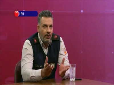 آتش‌نشان: مشغول اطفا بودیم که اغتشاشگران به سمت ما گاز اشک‌آور پرتاب می‌کردند!