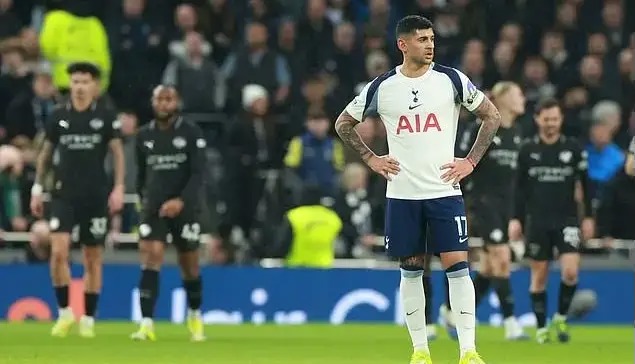 کریستین رومرو به تاتنهام حمله کرد!