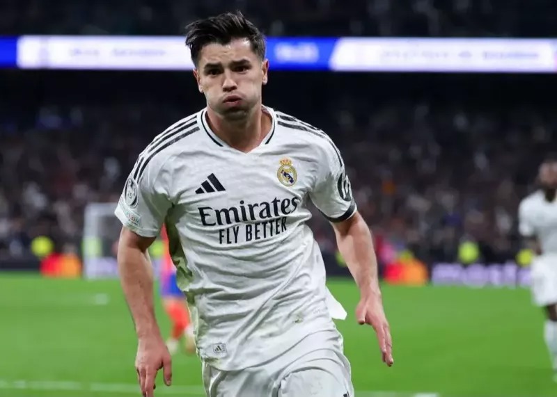 آخرین ماه‌های حضور ۸ بازیکن در رئال مادرید!