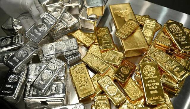 طلا و نقره در آستانه ثبت کاهش هفتگی