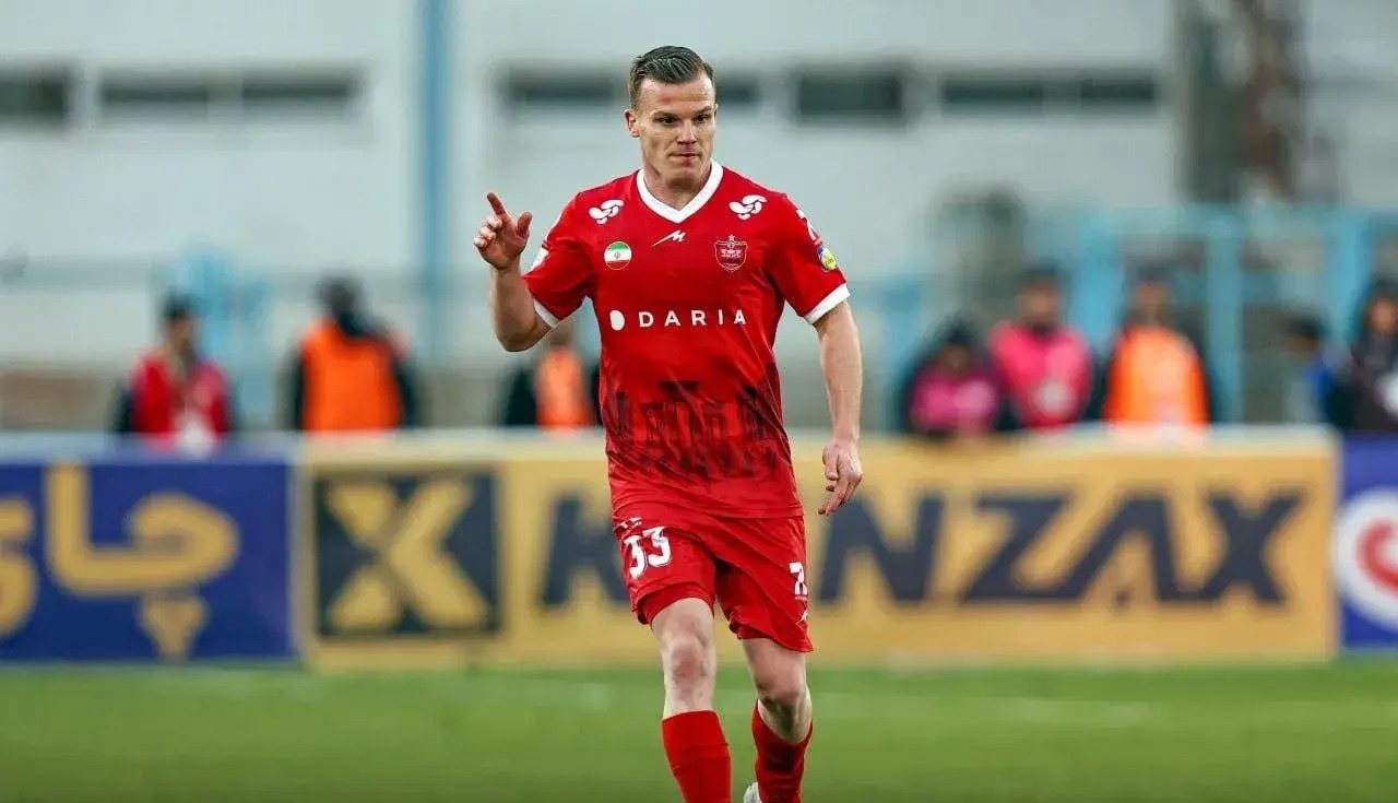 شیری: شرایط حال حاضر پرسپولیس به قهرمانی نمی‌خورد