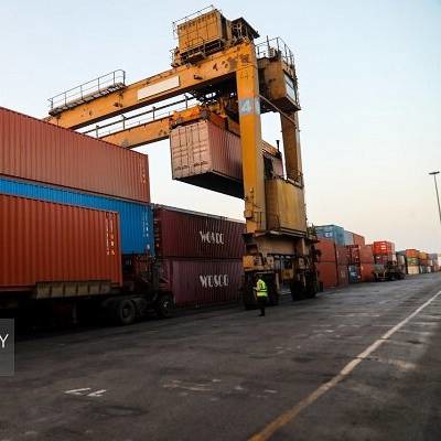 توقف حرکت کشتی‌ها به بنادر ایران تکذیب شد