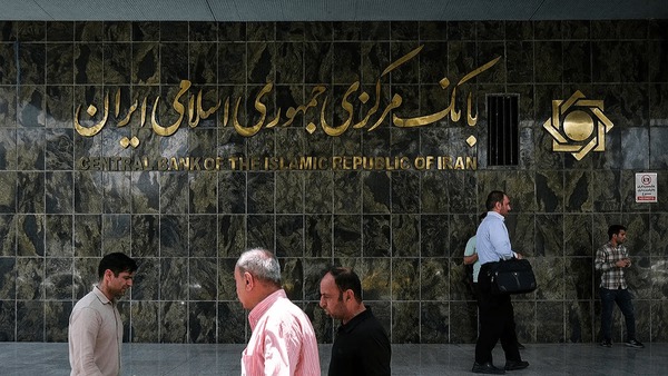 انتظار ۲ ساله بانک روسی پشت درهای بانک مرکزی ایران