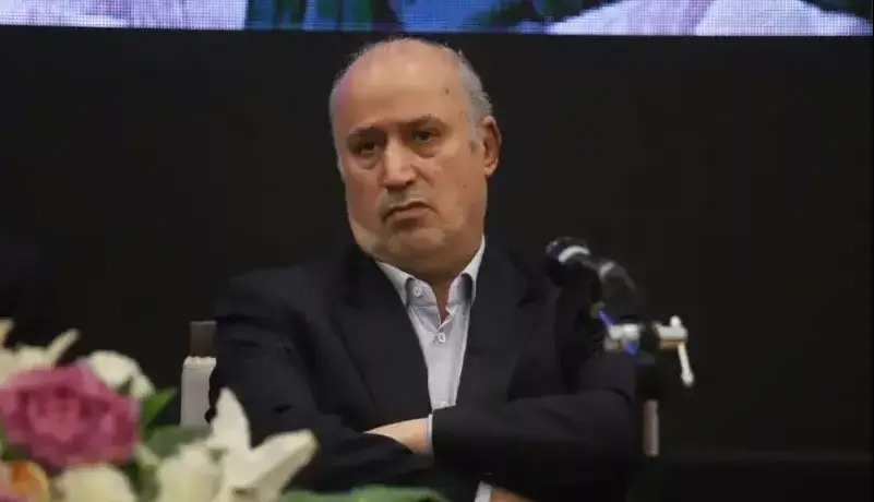 تاج: مانیکونه قرارداد دارد و باید برگردد