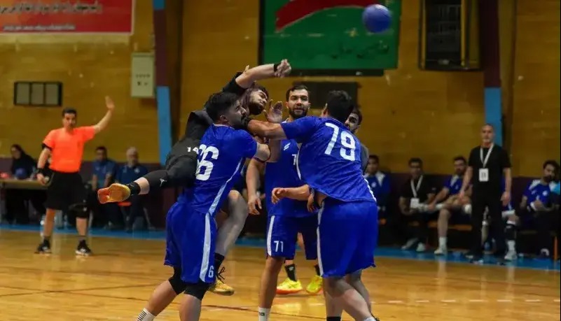 هفته سرنوشت‌ساز پیش روی استقلال کازرون