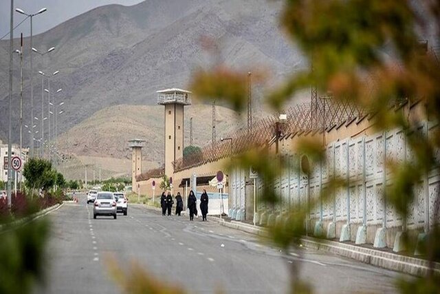 تخریب دیوار «زندان رجایی‌ شهر» کمتر از ۴۸ ساعت