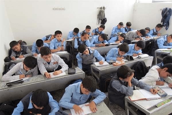 آموزش و پرورش: کلاس بیش از ۳۵ نفر در مدارس ممنوع شد
