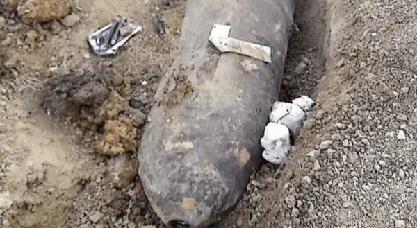 انفجار کنترل‌شده مهمات عمل‌نکرده دشمن در بندرلنگه