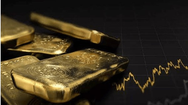 شکاف تاریخی بورس و طلا؛ بازار سهام در ارزنده‌ ترین نقطه ۱۴ سال اخیر