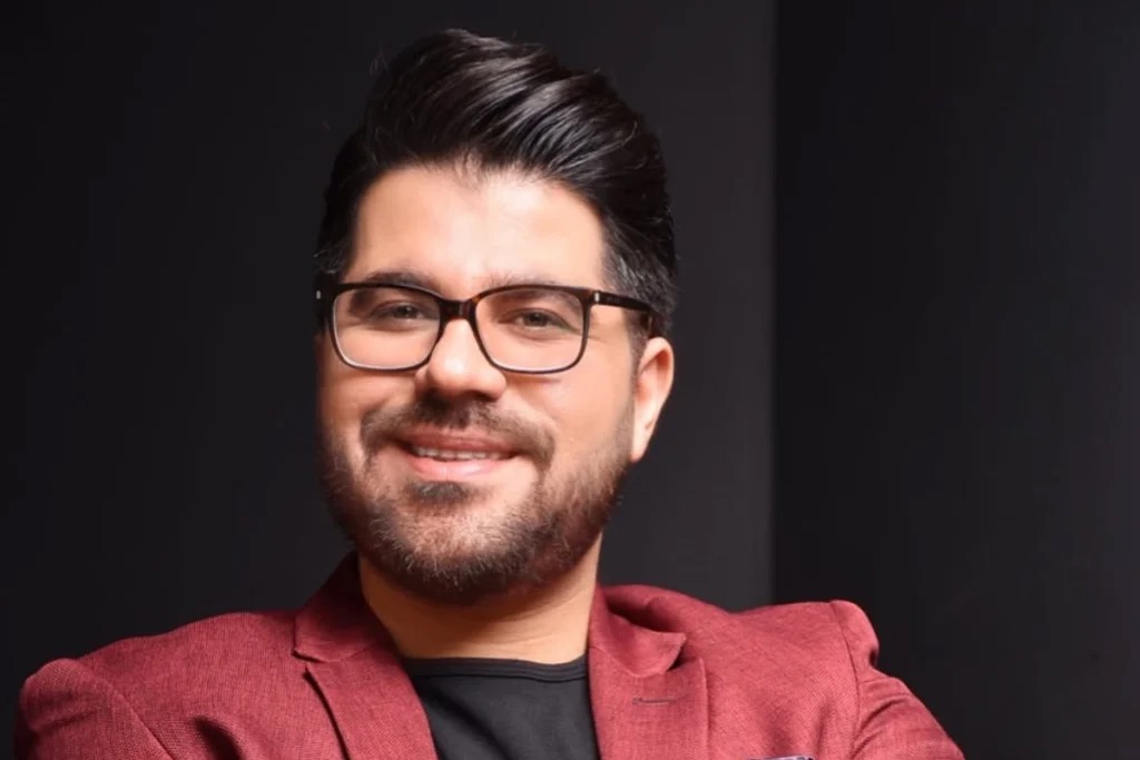 آهنگ «پناه» با صدای حامد همایون