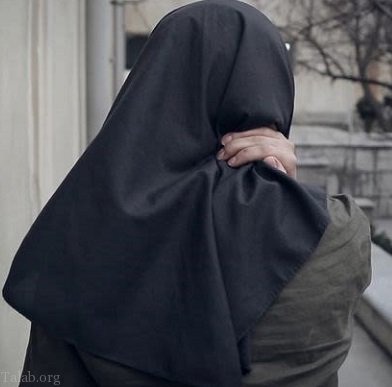کنجکاوی دختر جوان کار دستش داد