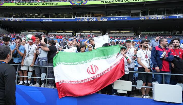 واشنگتن پست: فوتبال ایران تحت تاثیر مسائل خارج از زمین قرار گرفت