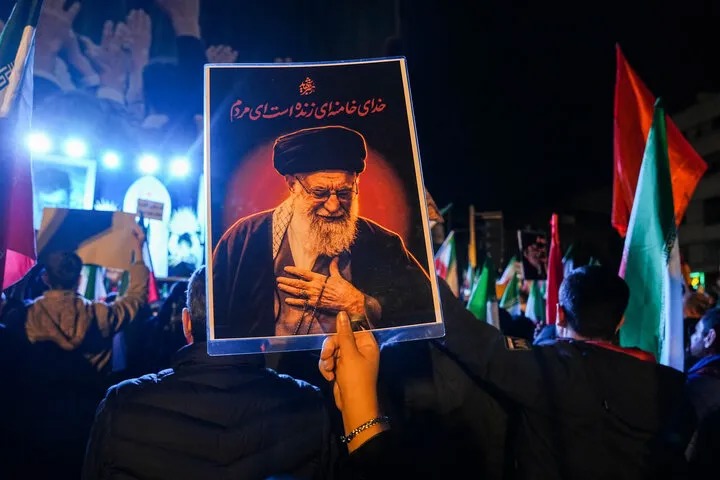 جزئیات مسیرهای تردد برای ورود به محل برگزاری آیین تشییع آقای شهید ایران
