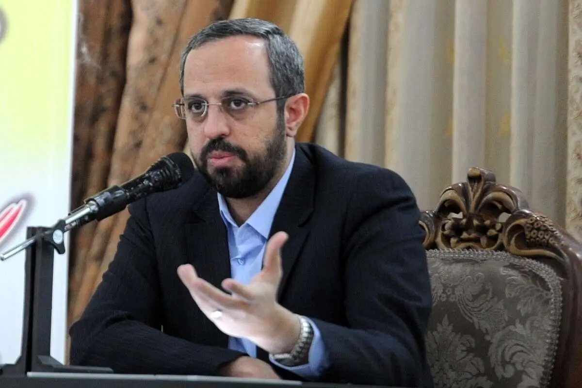 احدیان: با احکام جدید رهبری، ولایتمداران دلبخواهی به بازی تفسیر به‌رای علی‌الاصول پایان می‌دهند؟