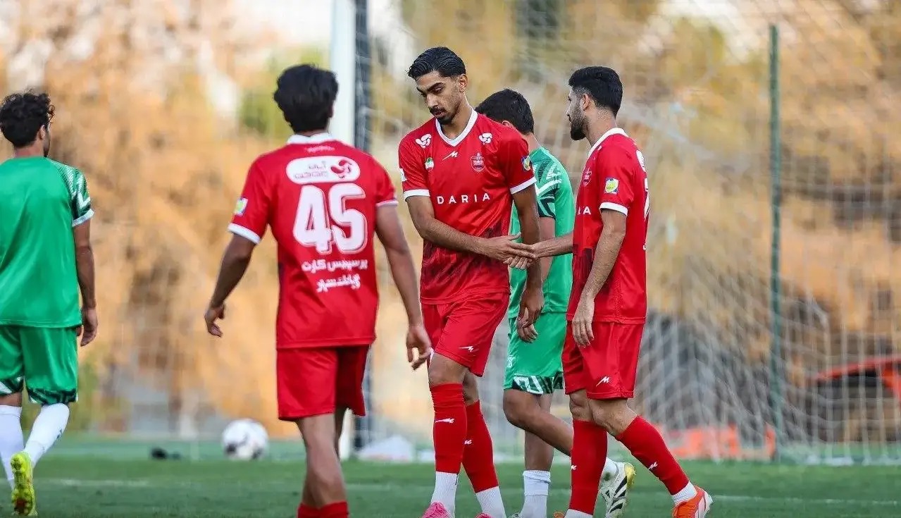 بهروز رهبری‌فرد: پرسپولیس با این روند، قهرمان نمی‌شود