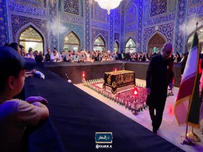تایم‌لپسی از حضور مردم بر سر مزار رهبر شهید انقلاب | آخرین خبر