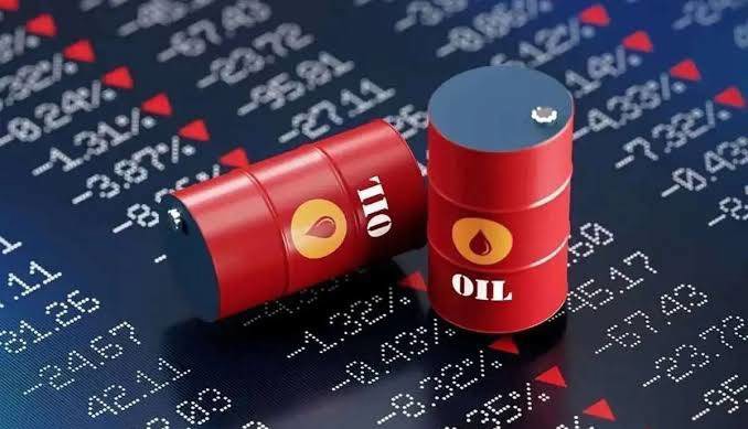قیمت نفت از ۱۰۲ دلار عبور کرد