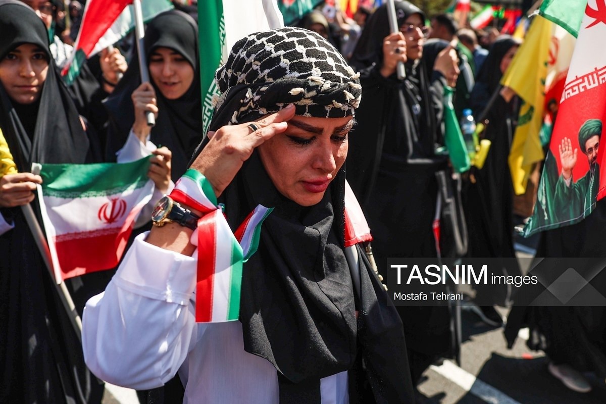 بازتاب رژه جانفدایان ایران در رسانه انگلیسی