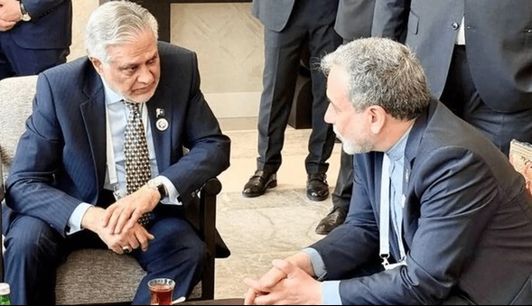 توافق وزرای خارجه ایران و پاکستان بر همکاری نزدیک و دیدار در نیویورک