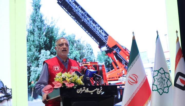 زاکانی: سختی کار آتش‌نشانان از مجلس پیگیری می‌شود