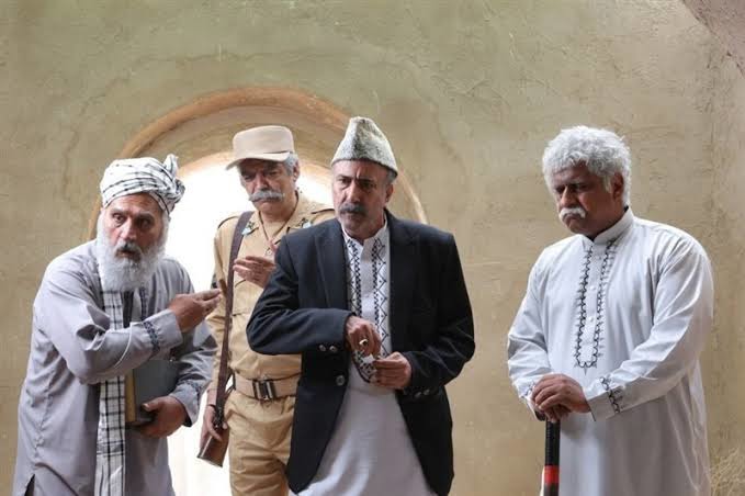 من رد وصیت نامه رو زدم باید زودتر پیدا کنیم دست شورا نیفتاده!