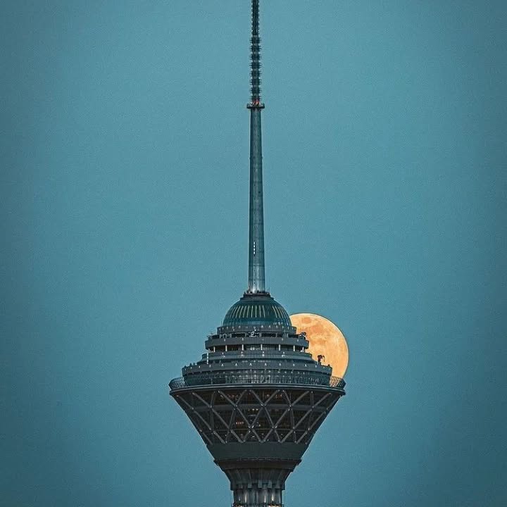 نام برج میلاد تهران تغییر کرد