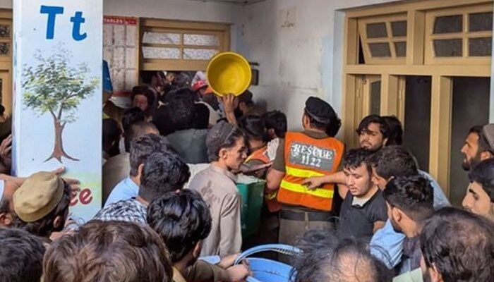 ریزش ناگهانی سقف مدرسه خصوصی در پاکستان؛ ۱۷ دانش‌آموز و ۱ معلم کشته شدند