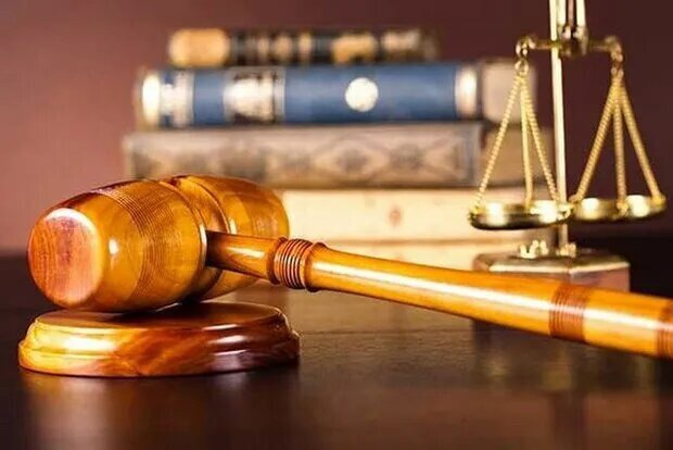 مو و گوشواره زیر تخت؛ راز تاریک خانه مدیرعامل فاش شد