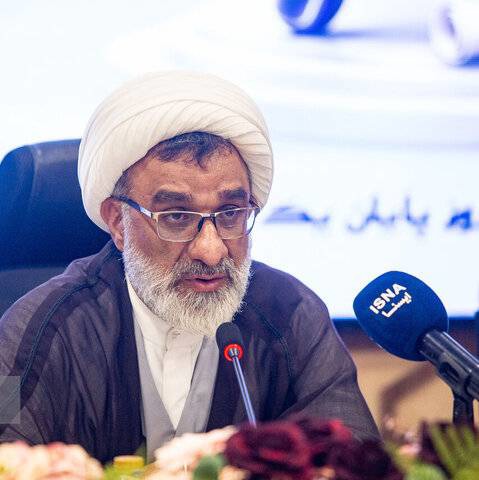 دبیر شورای عالی انقلاب فرهنگی: دانشجویان متضرر از تخلف دانشگاه پیام‌نور شکایت کنند